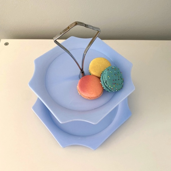 Vintage pastel blue stand - Picture 1 of 12